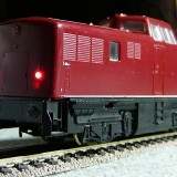 P1070517_V80_lumini_rosii