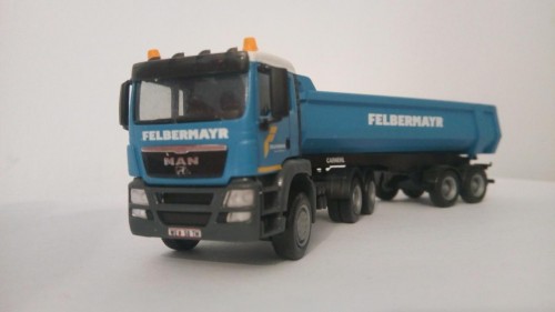 Mache 9208