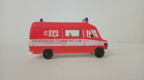 Macht 9487